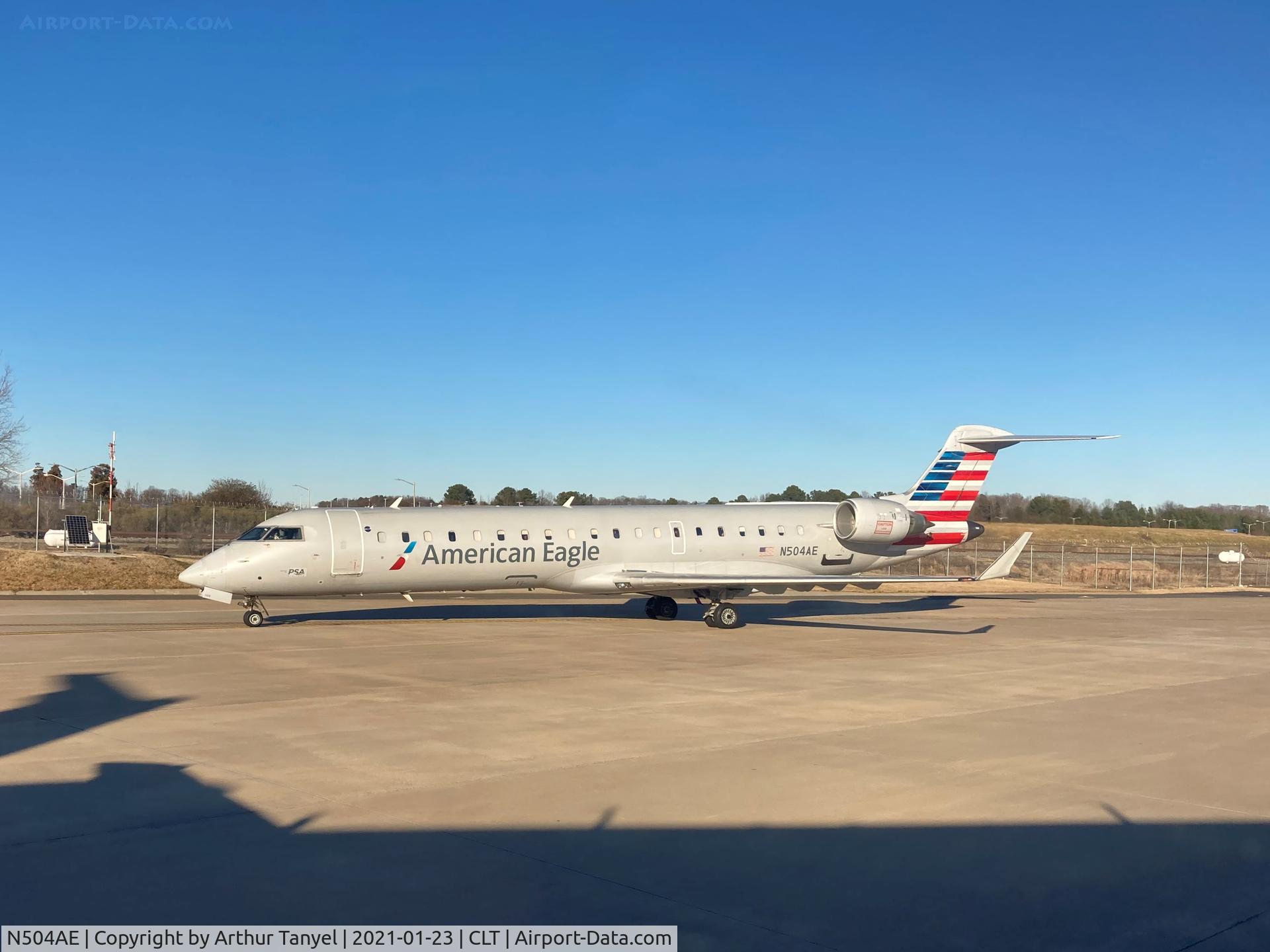N504AE, Bombardier CRJ-701 (CL-600-2C10) Regional Jet C/N 10044, Taxiing @ CLT