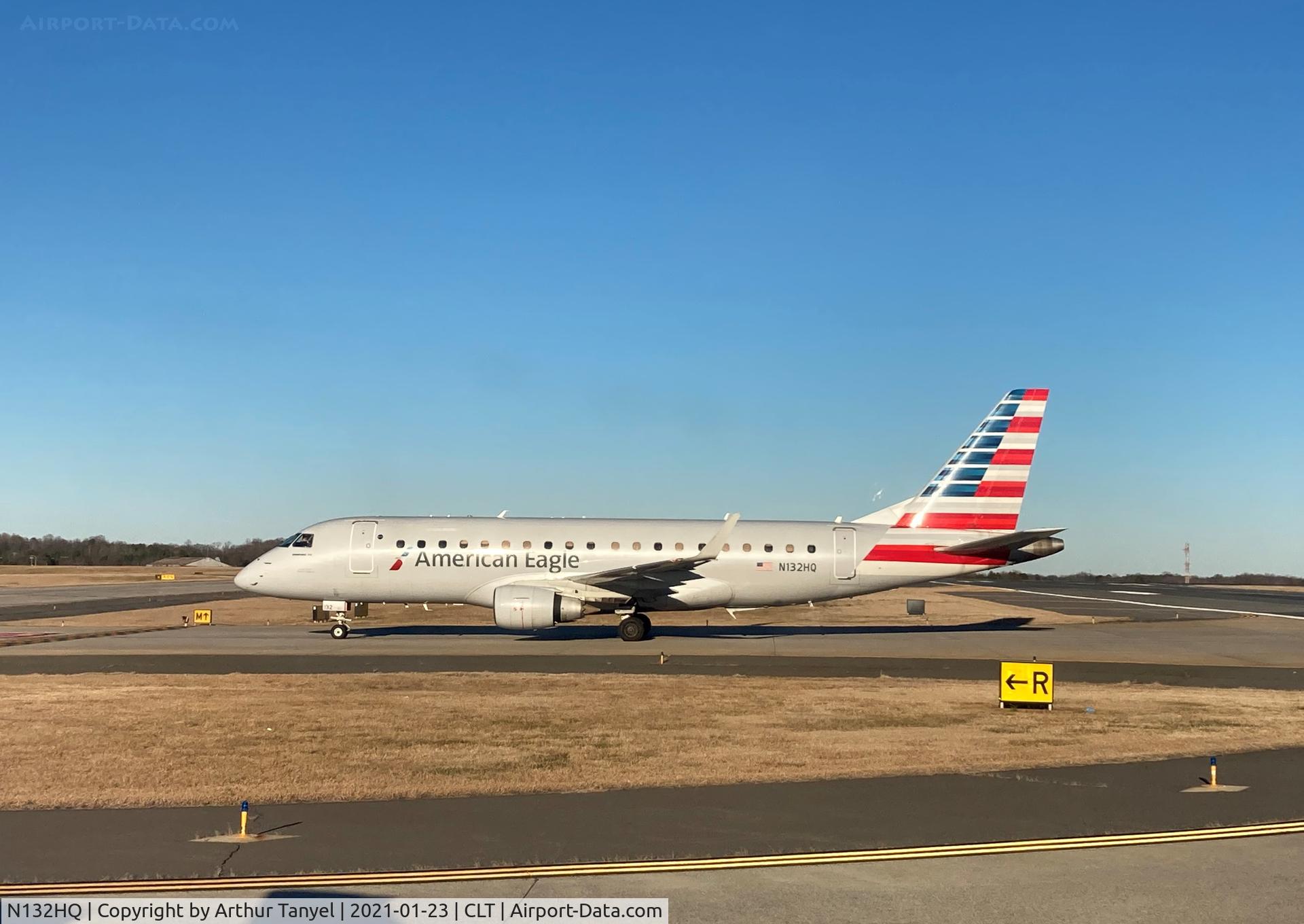 N132HQ, 2008 Embraer 175LR (ERJ-170-200LR) C/N 17000216, Taxiing @ CLT