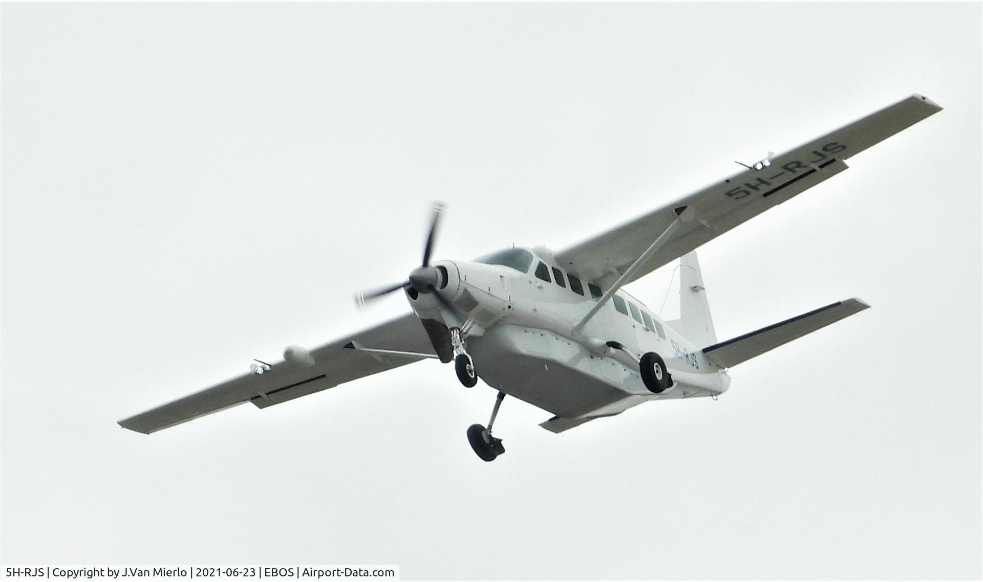 5H-RJS, 2002 Cessna 208B Grand Caravan C/N 208B0929, Ostend, Belgium