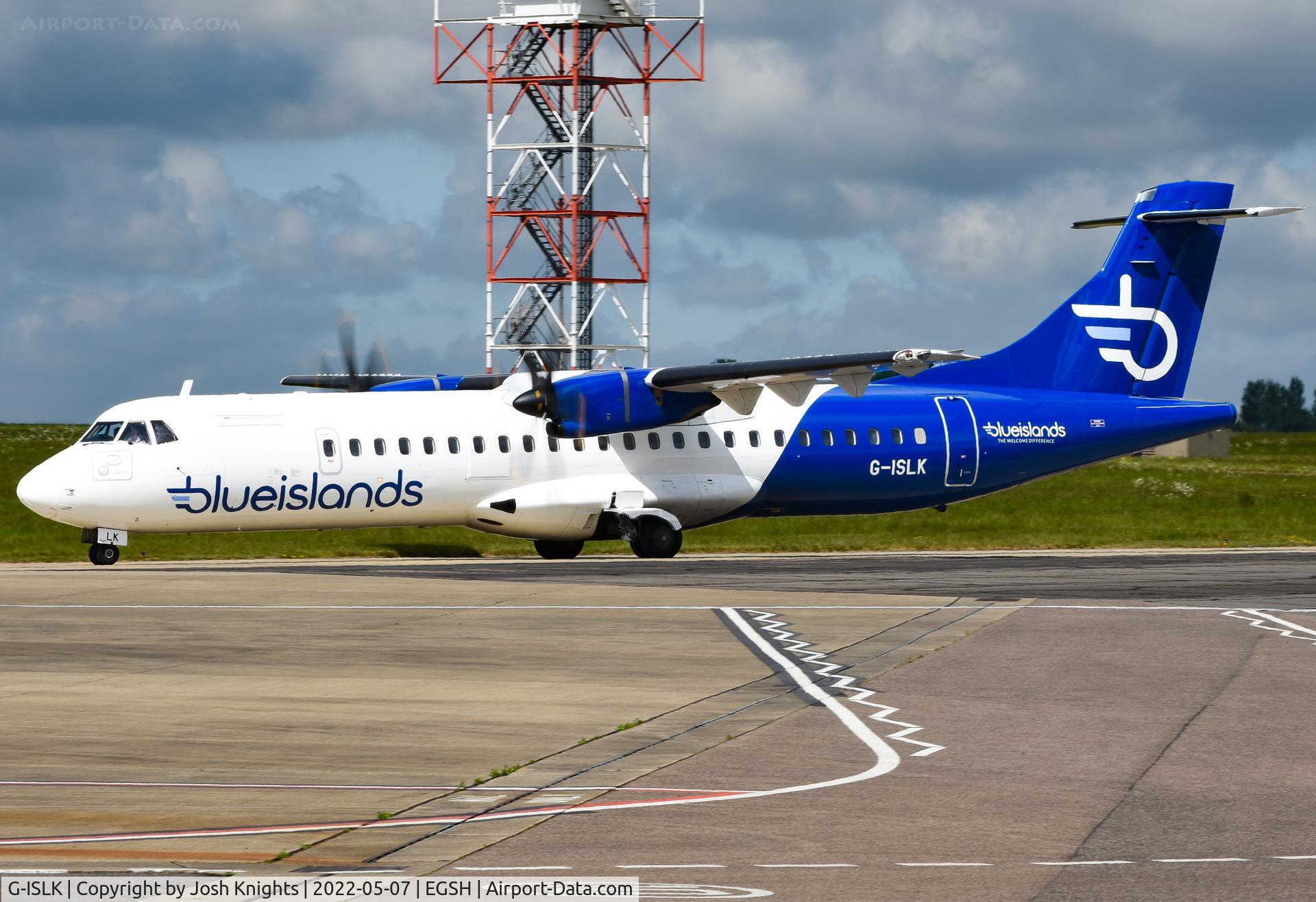G-ISLK, 2000 ATR 72-212A C/N 634, Arriving At Norwich.