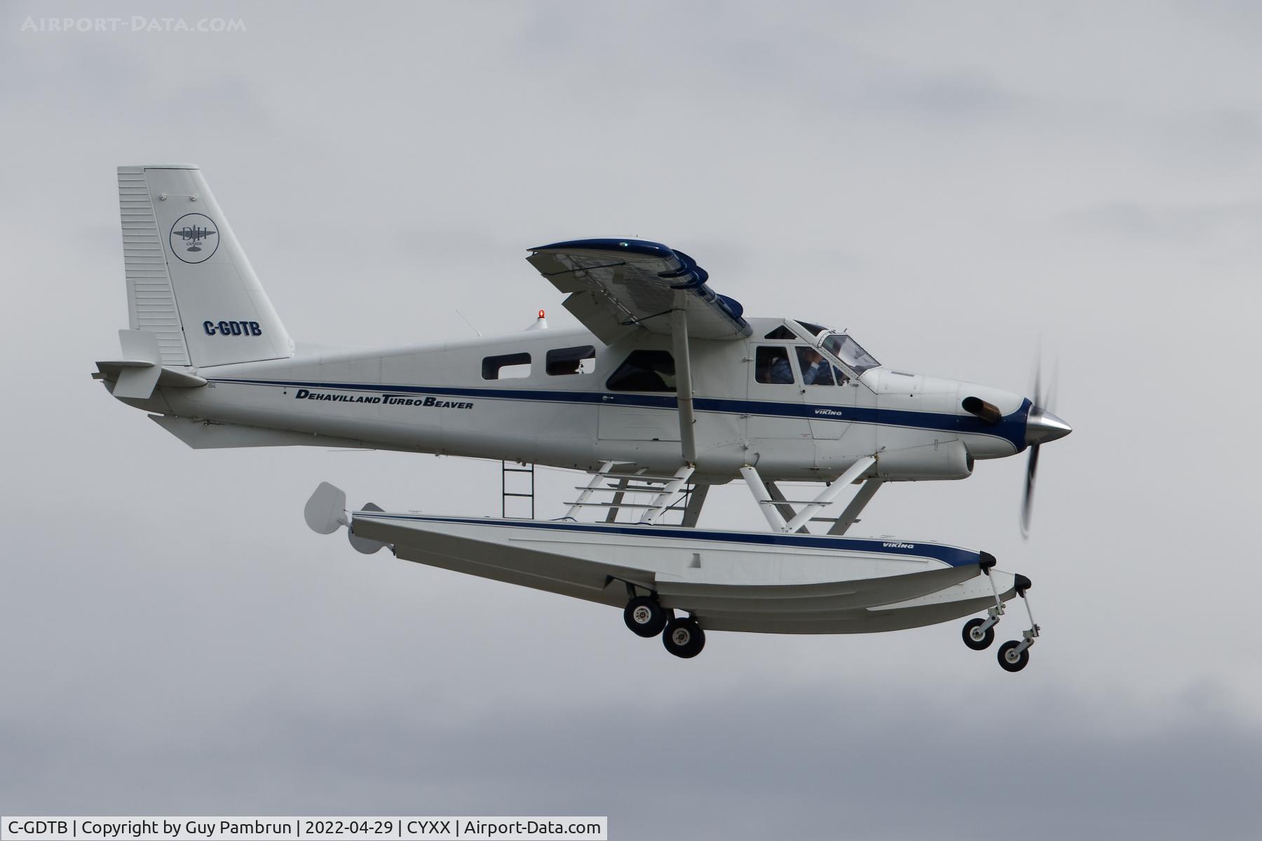 C-GDTB, 1967 De Havilland Canada DHC-2 Turbo Beaver Mk.3 C/N 1672-TB42, Landing on 19