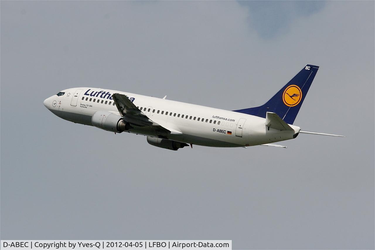 D-ABEC, 1991 Boeing 737-330 C/N 25149, Boeing 737-330, Climbing from rwy 32L, Toulouse Blagnac Airport (LFBO-TLS)