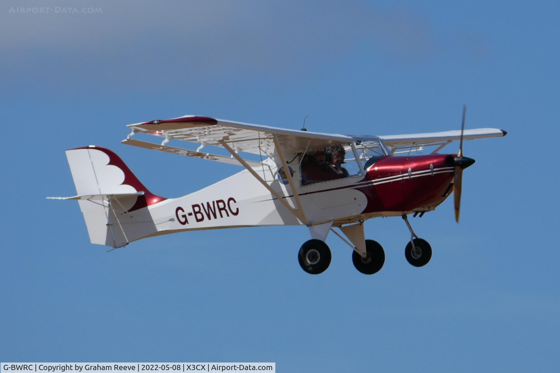 G-BWRC, 1996 Light Aero Avid Hauler Mark IV C/N PFA 189-12979, Landing at Northrepps.