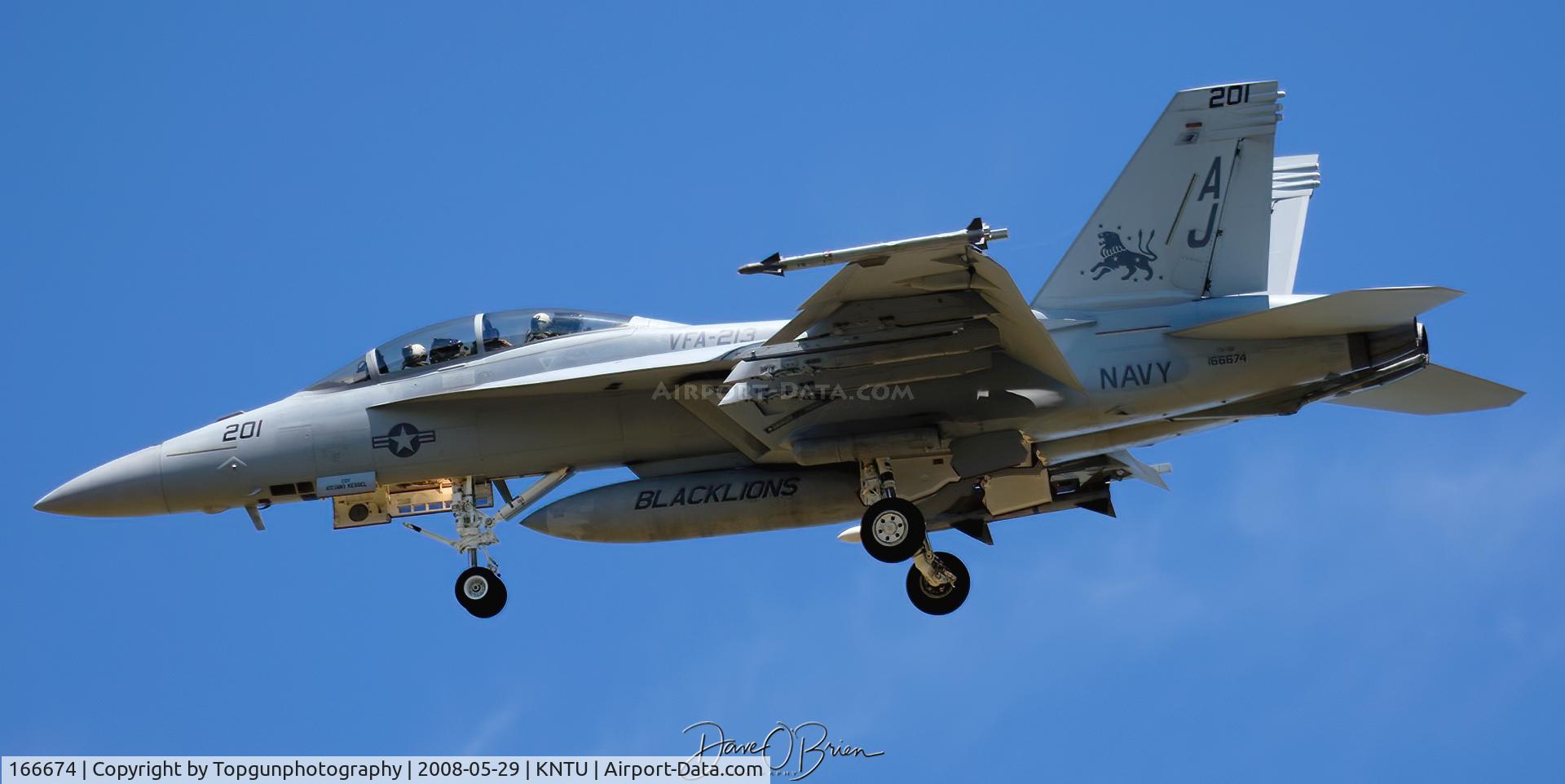 166674, Boeing F/A-18F Super Hornet C/N F152, VFA-213 Blacklions