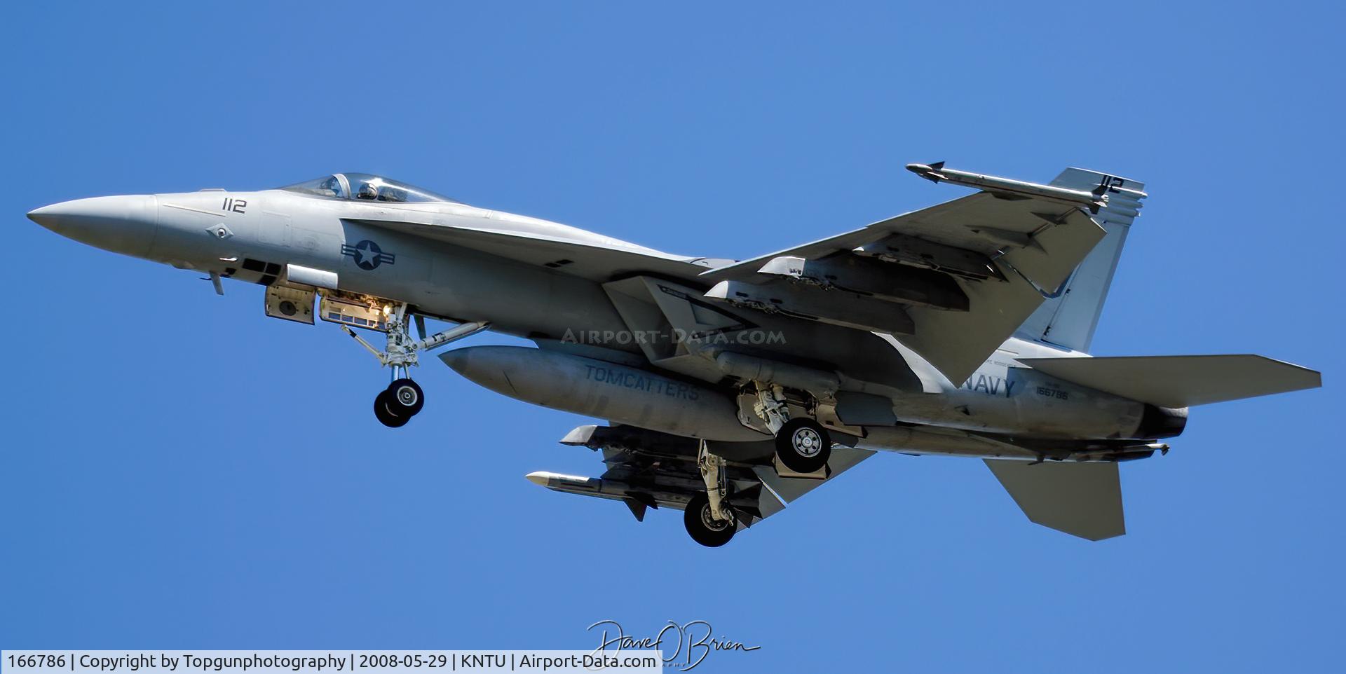 166786, McDonnell Douglas F/A-18E C/N E132, VFA-31 Tomcatters