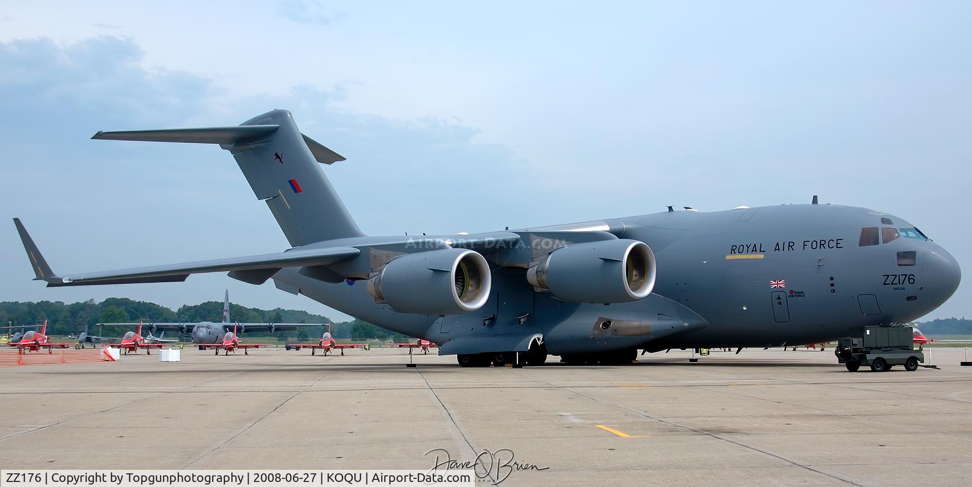 ZZ176, 2008 Boeing C-17A Globemaster III C/N F-190, Red Arrows support aircraft, RI Air Show