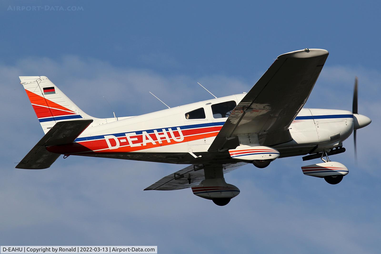 D-EAHU, Piper PA-28-181 Archer II C/N unknown, at edls