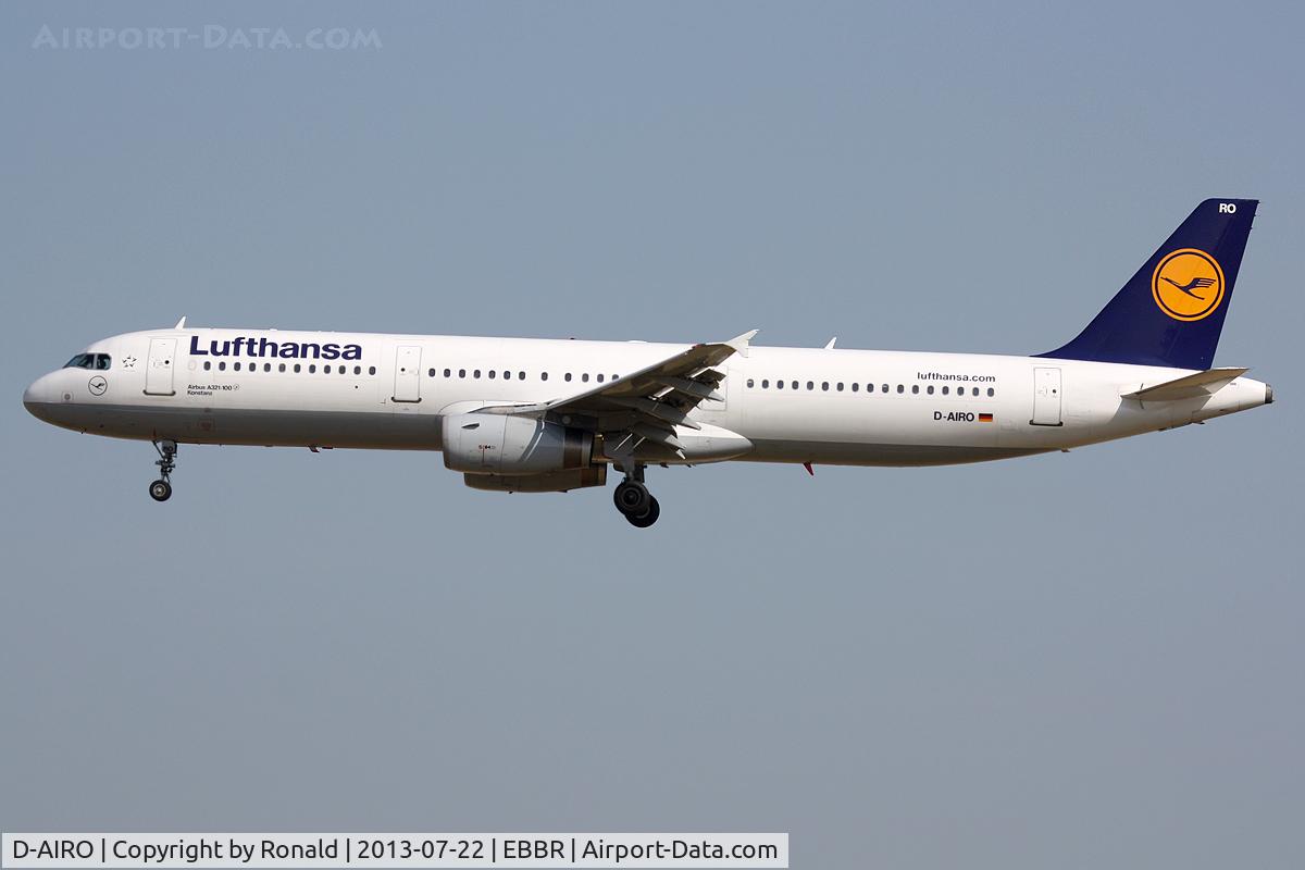D-AIRO, 1995 Airbus A321-131 C/N 0563, at bru
