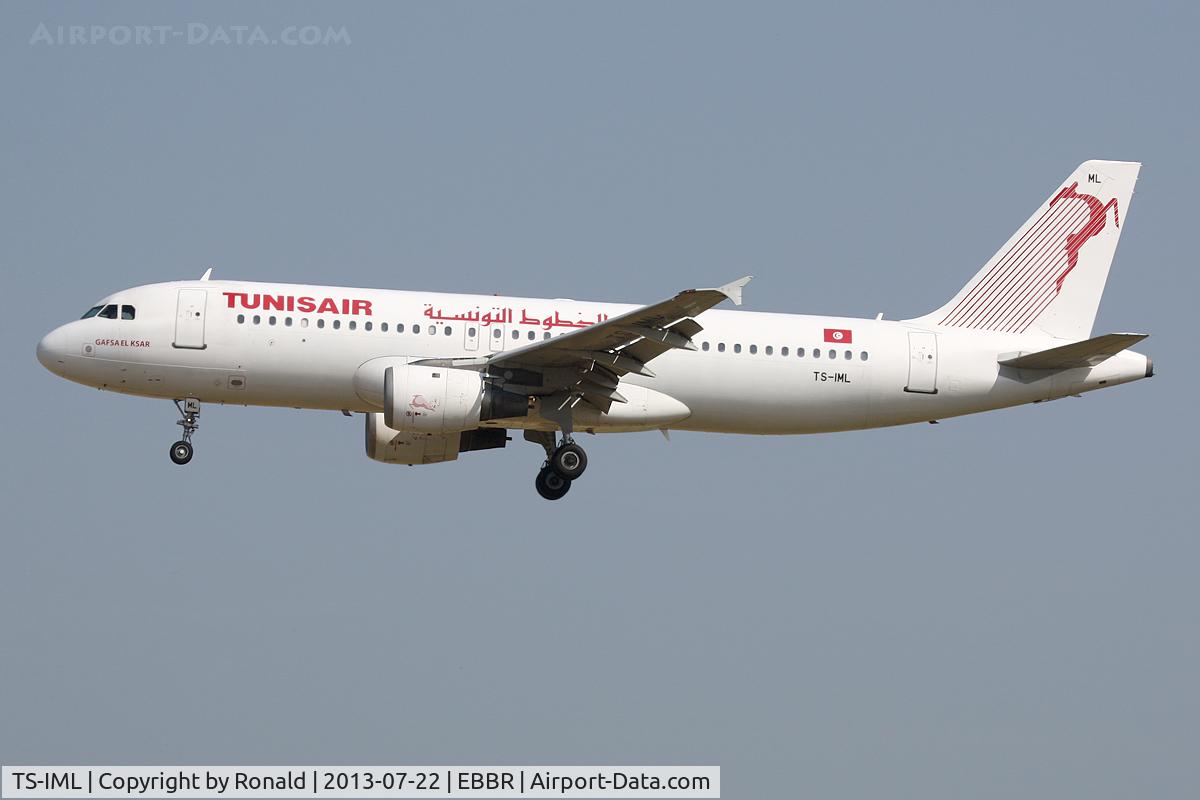 TS-IML, 1999 Airbus A320-211 C/N 0958, at bru