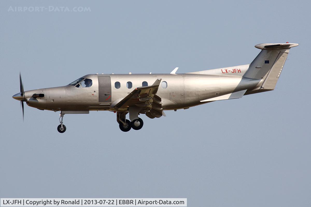 LX-JFH, 2003 Pilatus PC-12/45 C/N 522, at bru