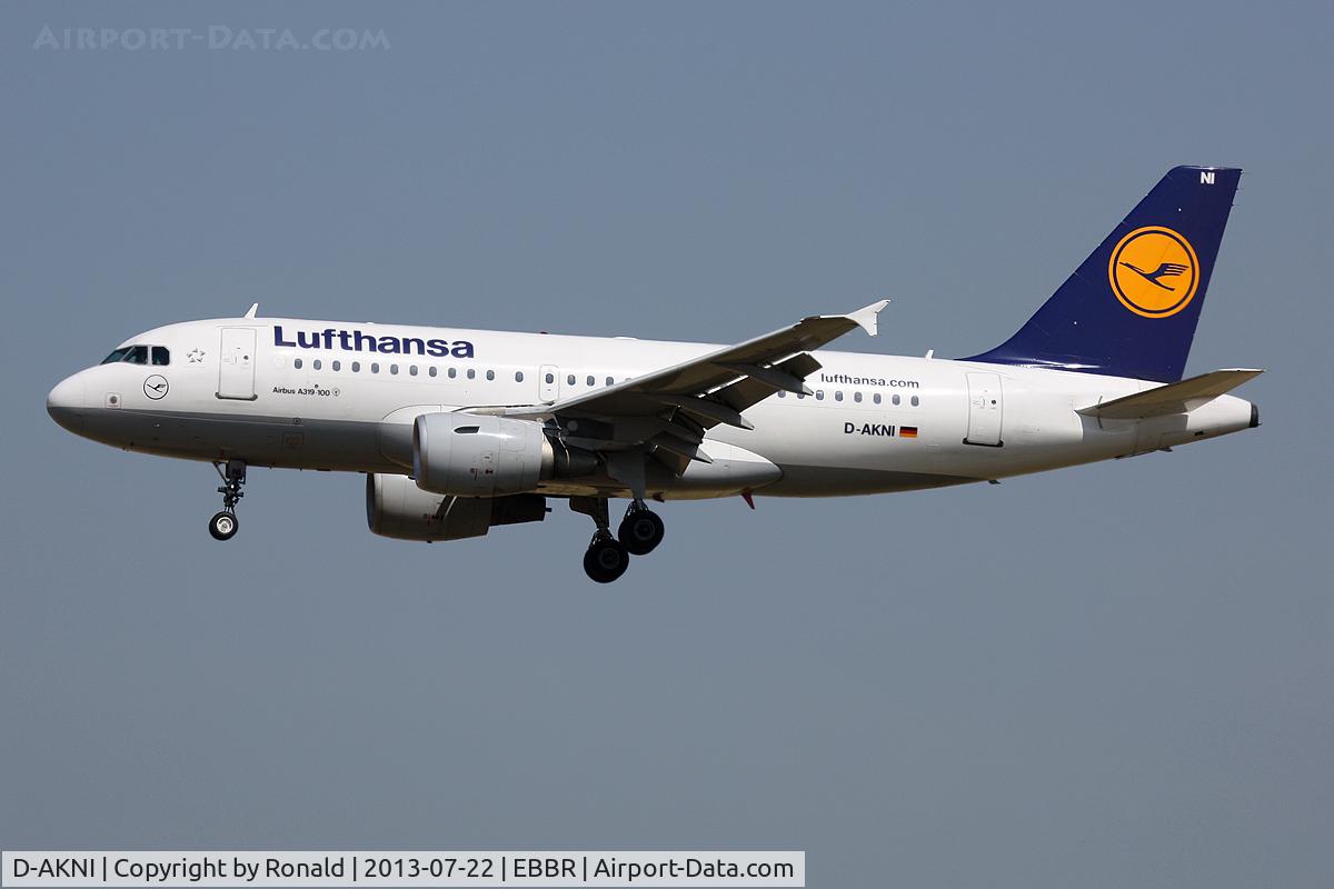 D-AKNI, 1999 Airbus A319-112 C/N 1016, at bru