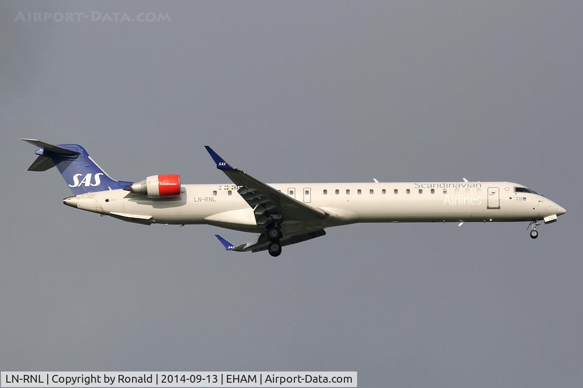 LN-RNL, 2010 Bombardier CRJ-900LR (CL-600-2D24) C/N 15250, at spl