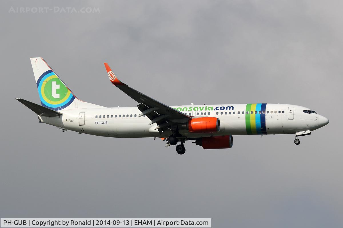 PH-GUB, Boeing 737-8EH C/N 35832/3309, at spl