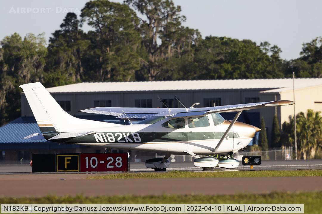 N182KB, 1977 Cessna 182Q Skylane C/N 18265793, Cessna 182Q Skylane  C/N 18265793, N182KB