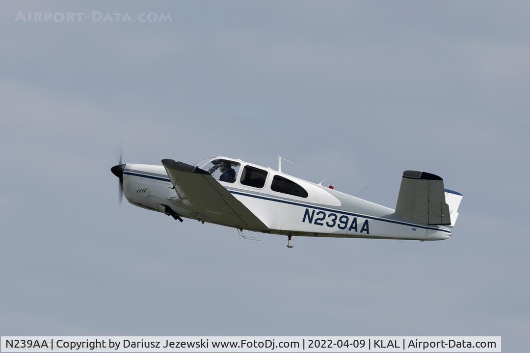 N239AA, 1961 Beech N35 Bonanza C/N D-6763, Beech N35 Bonanza  C/N D-6763, N239AA