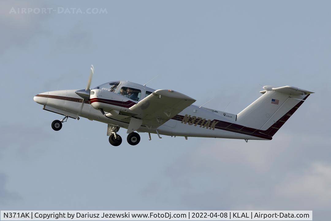 N371AK, 1979 Beech 76 Duchess C/N ME-157, Beech 76 Duchess   C/N ME-157, N371AK