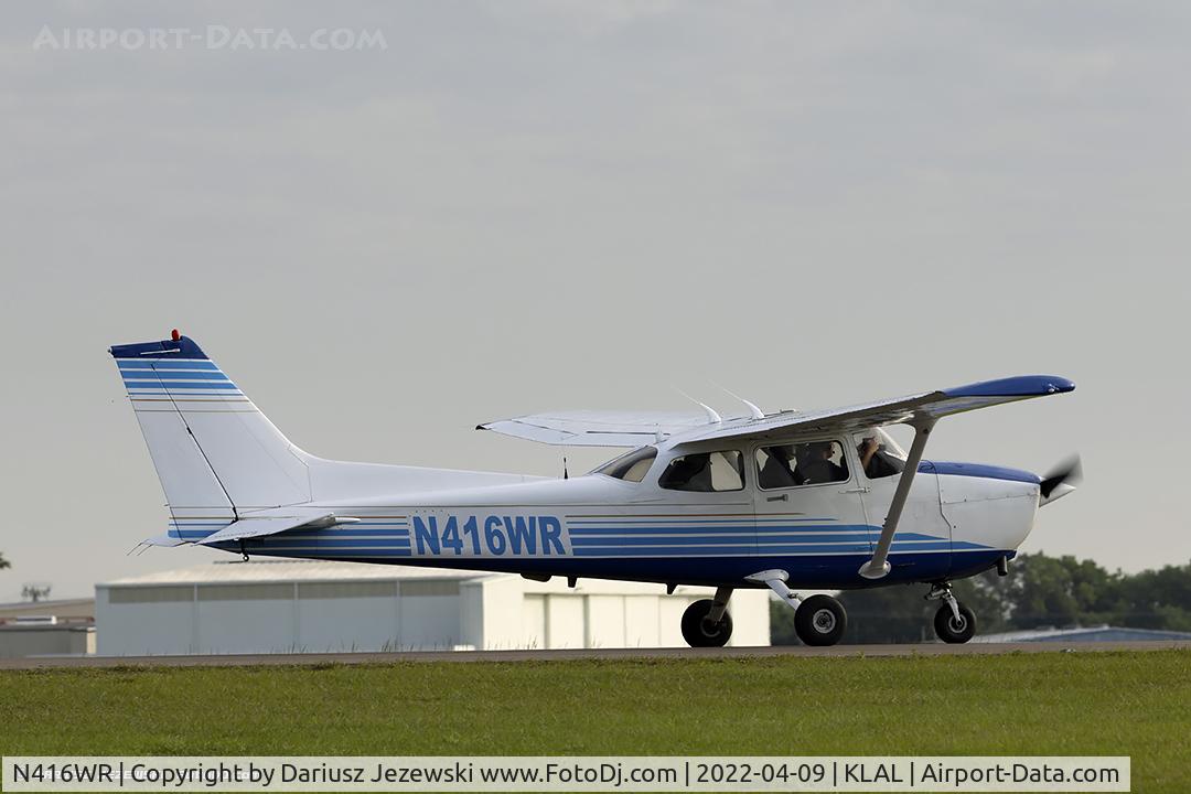 N416WR, 2002 Cessna 172S C/N 172S9160, Cessna 172S Skyhawk  C/N 172S9160, N416WR