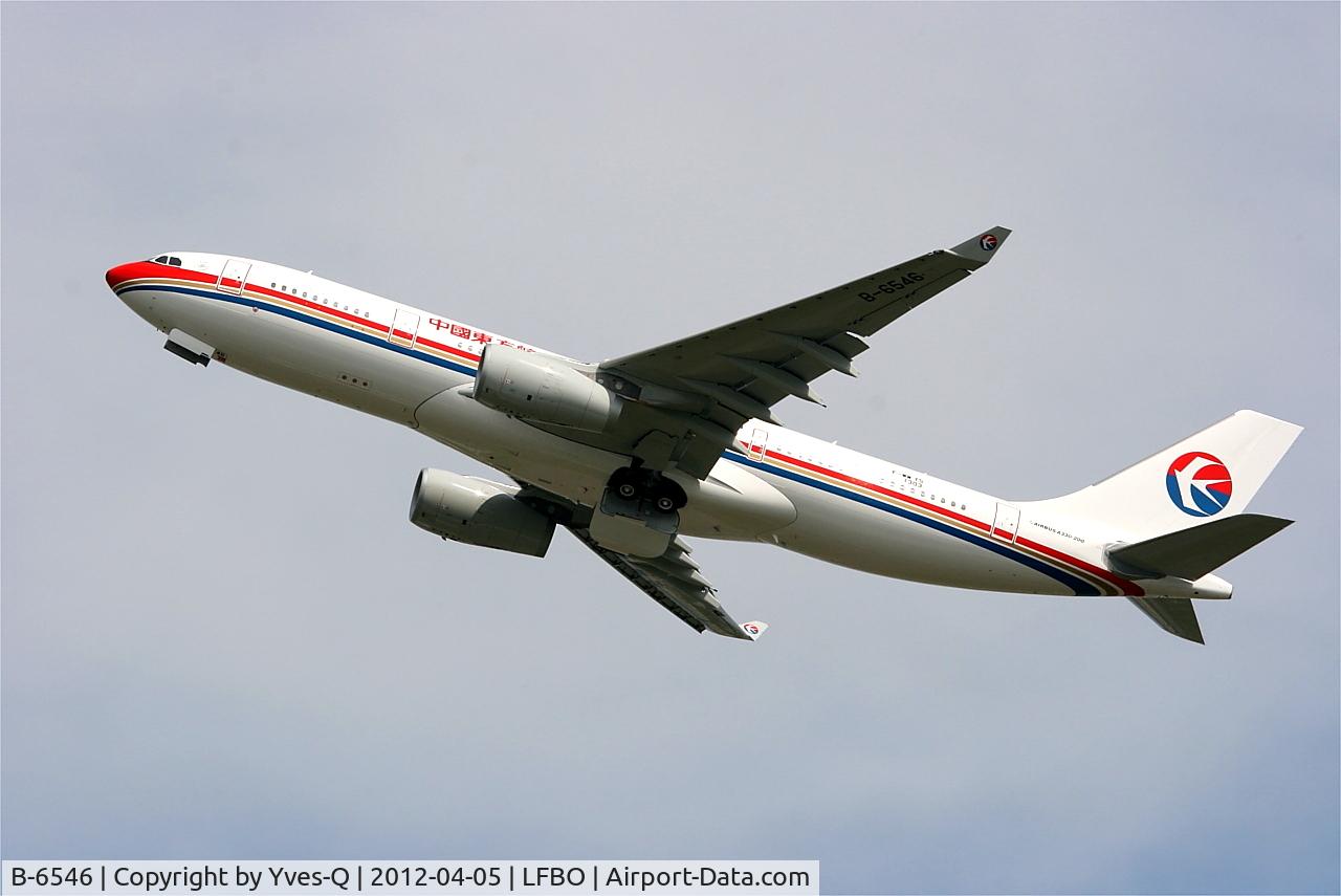 B-6546, 2012 Airbus A330-243 C/N 1303, Airbus A330-243, Climbing from rwy 32R, Toulouse Blagnac Airport (LFBO-TLS)