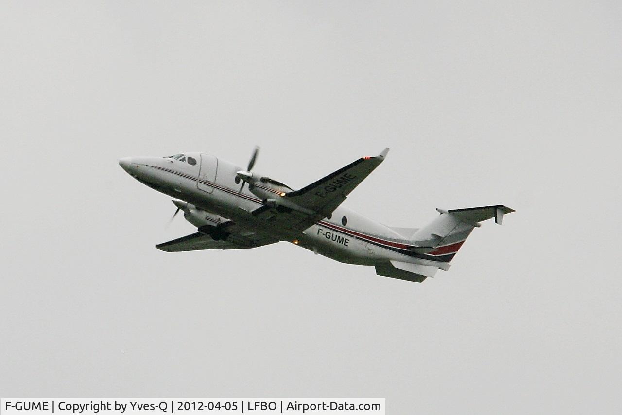 F-GUME, 1999 Beech 1900D C/N UE-371, Beech 1900D, Take-off Rwy 32R, Toulouse Blagnac Airport (LFBO-TLS)
