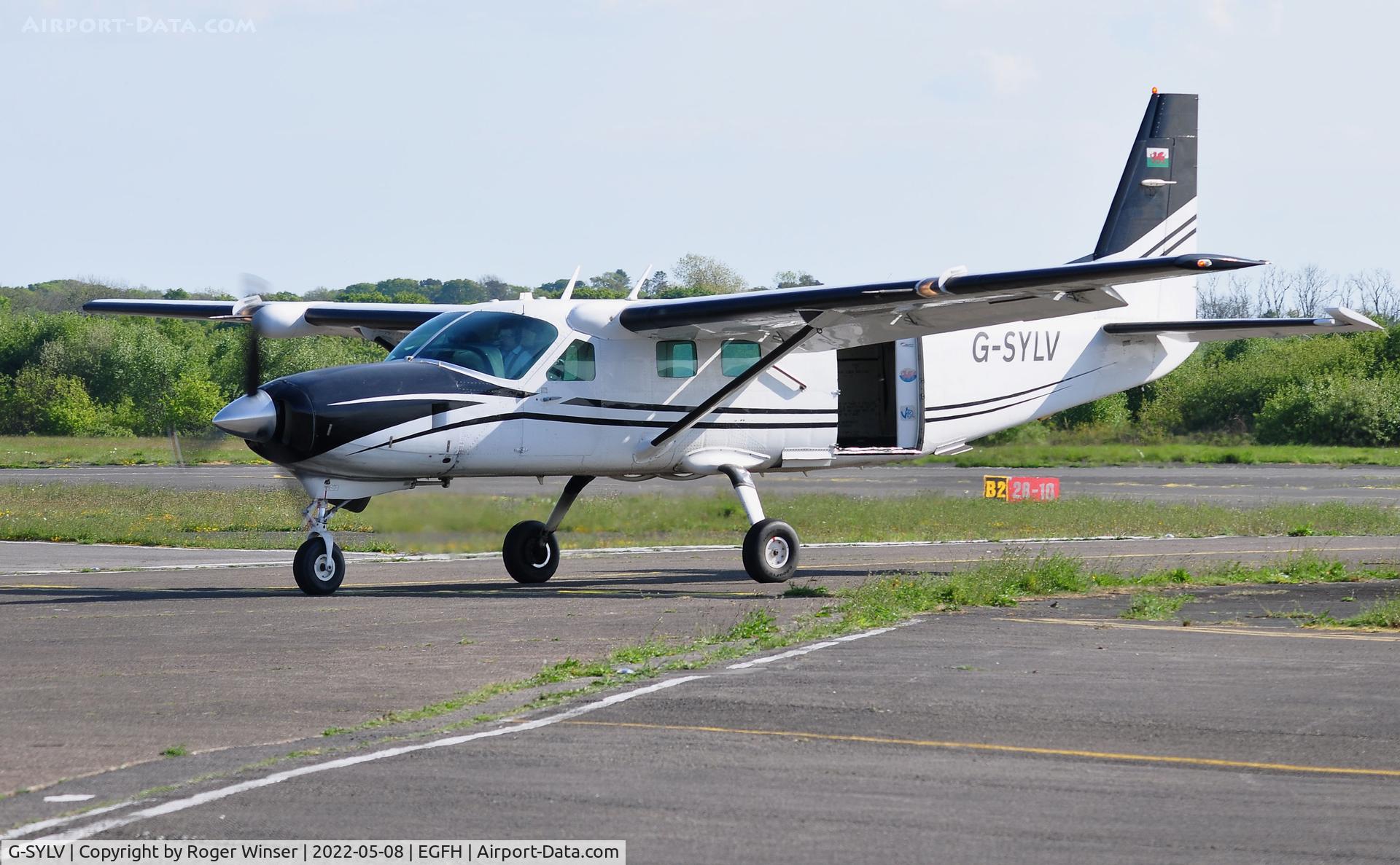 G-SYLV, 2002 Cessna 208B  Grand Caravan C/N 208B0936, Resident Grand Caravan operated by Skydive Swansea.