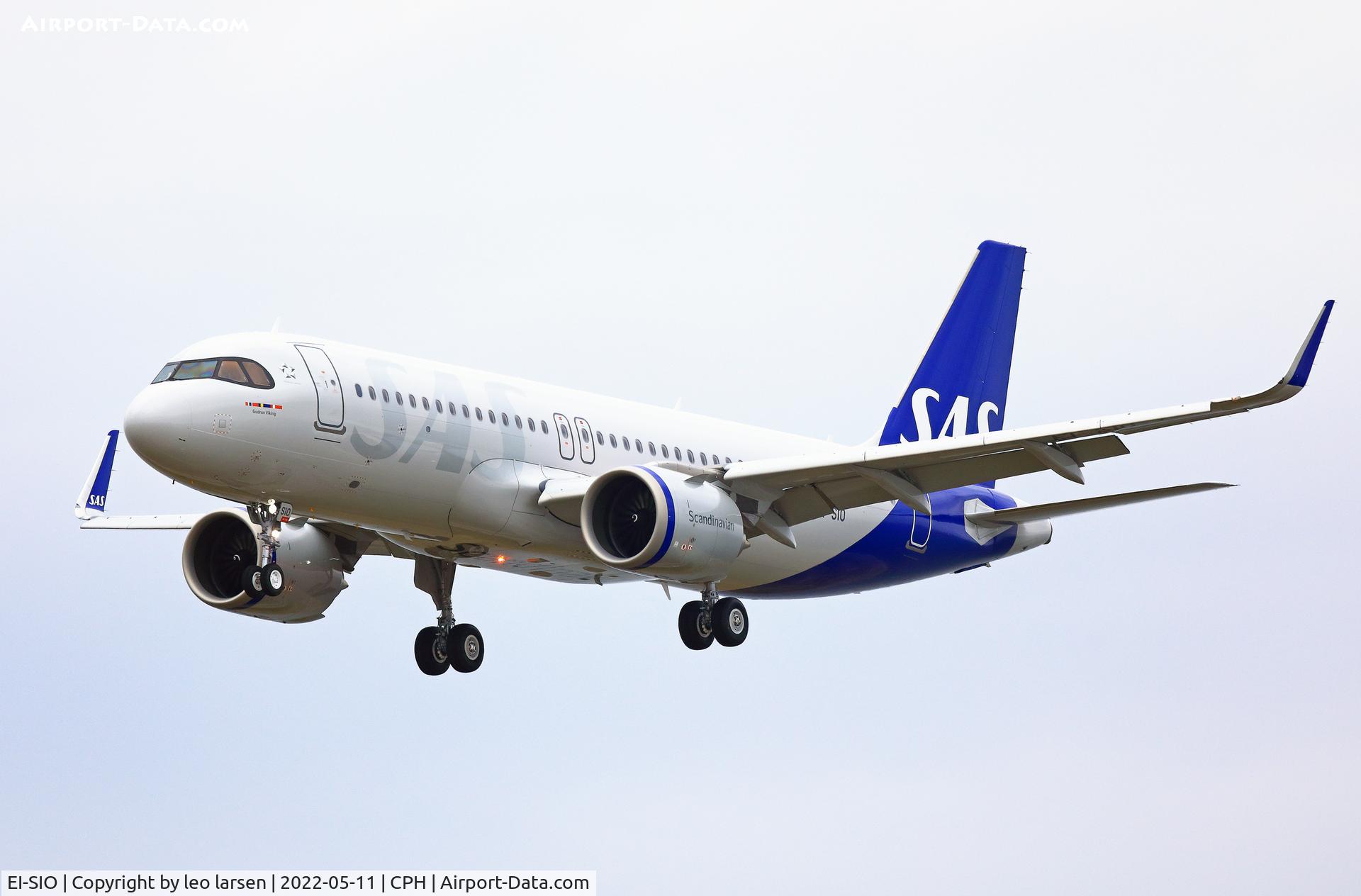 EI-SIO, 2022 Airbus A320-251N C/N 10813, Copenhagen 11.5.2022 on delivery flight