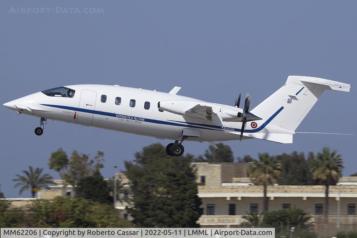MM62206, Piaggio P-180AM Avanti C/N 1087, Runway 31