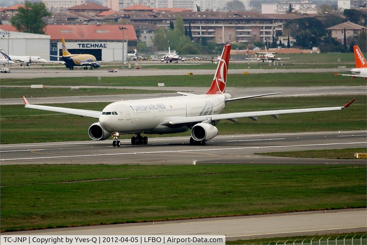 TC-JNP, 2012 Airbus A330-343 C/N 1307, Airbus A330-34, Taxiing rwy 32L, Toulouse Blagnac Airport (LFBO-TLS)