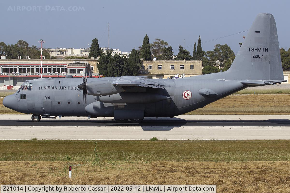 Z21014, Lockheed C-130H Hercules C/N 382-4945, Runway 13 backtrack
