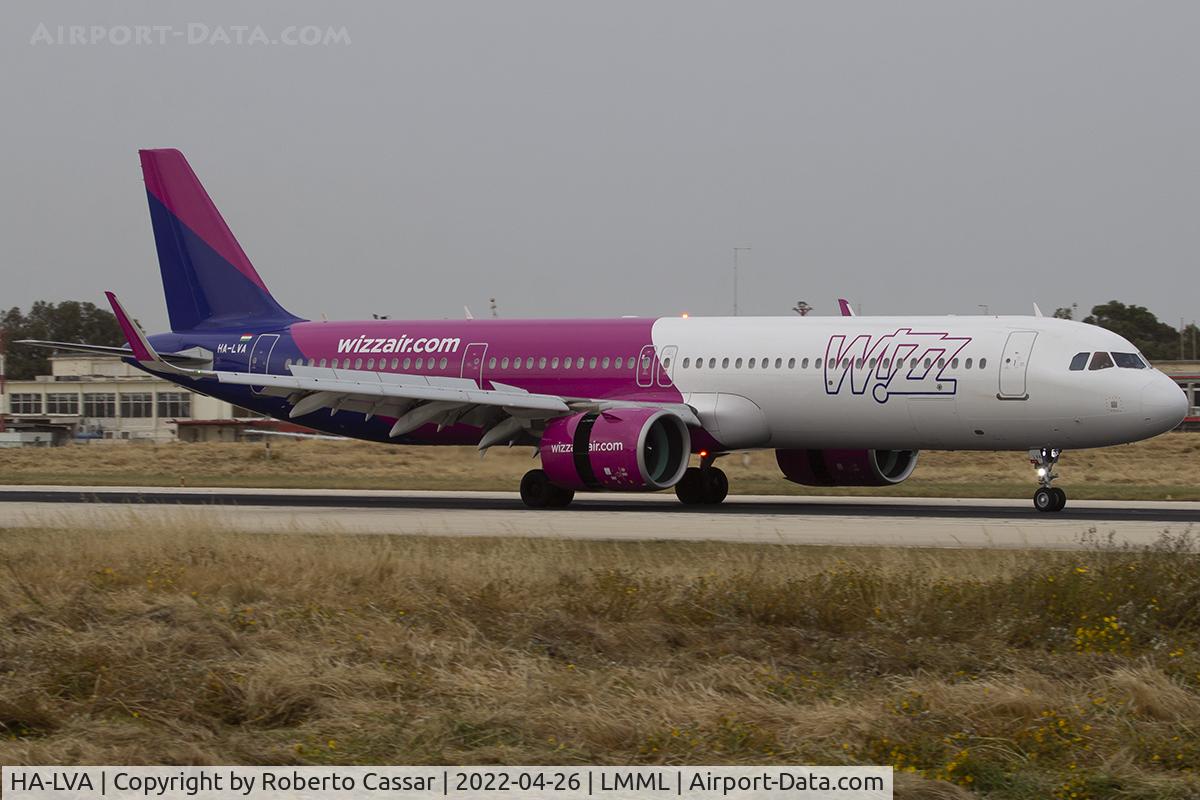 HA-LVA, 2019 Airbus A321-271NX C/N 8712, Runway 13