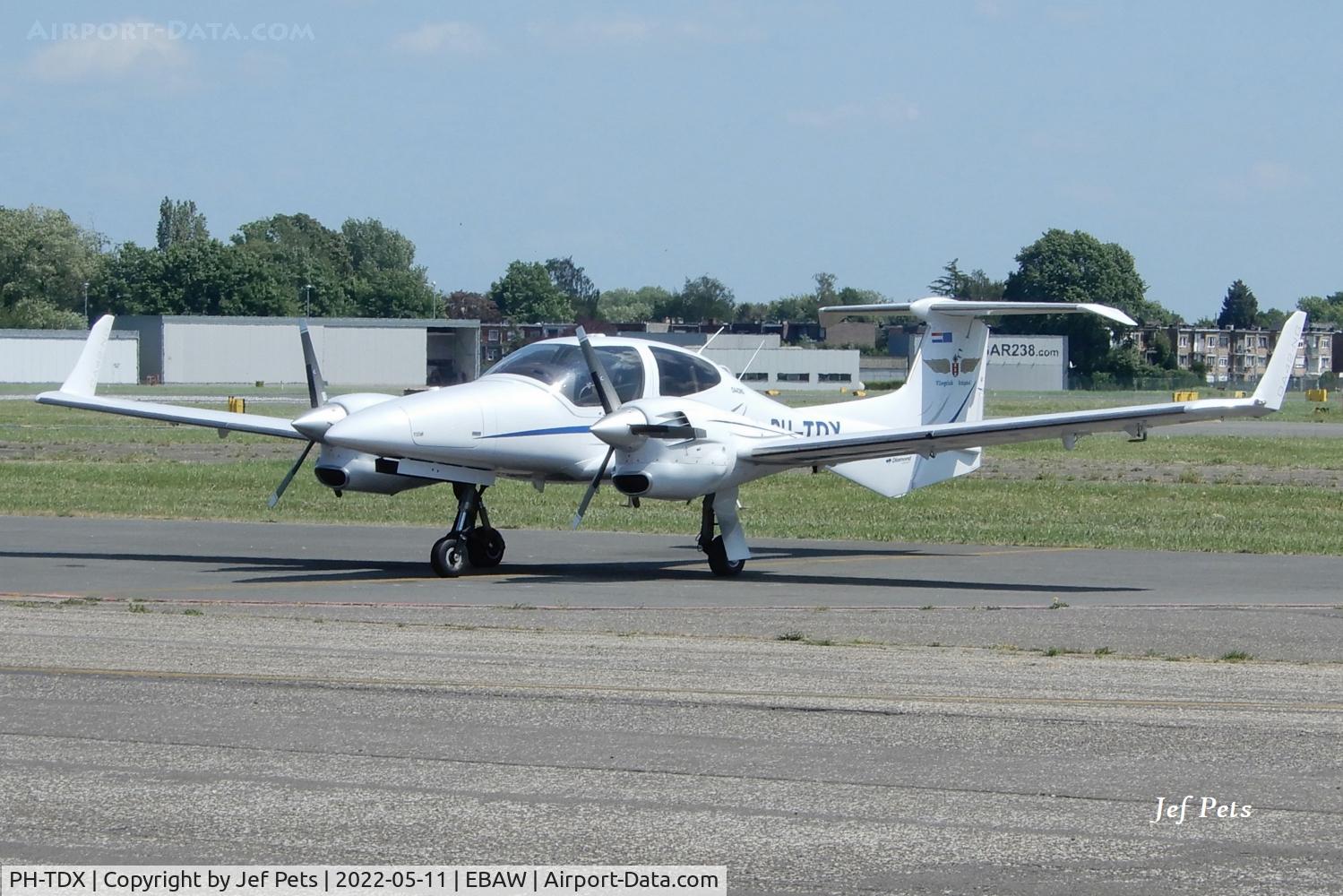 PH-TDX, , Upgraded to DA42-NG with Austro AE-300 engines.