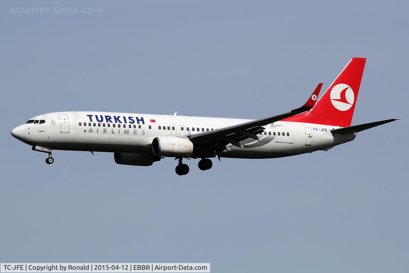 TC-JFE, 1998 Boeing 737-8F2 C/N 29767/95, at bru