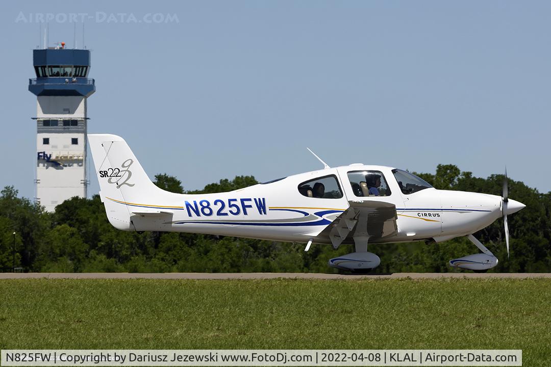 N825FW, 2005 Cirrus SR22 C/N 1368, Cirrus SR22  C/N 1368, N825FW