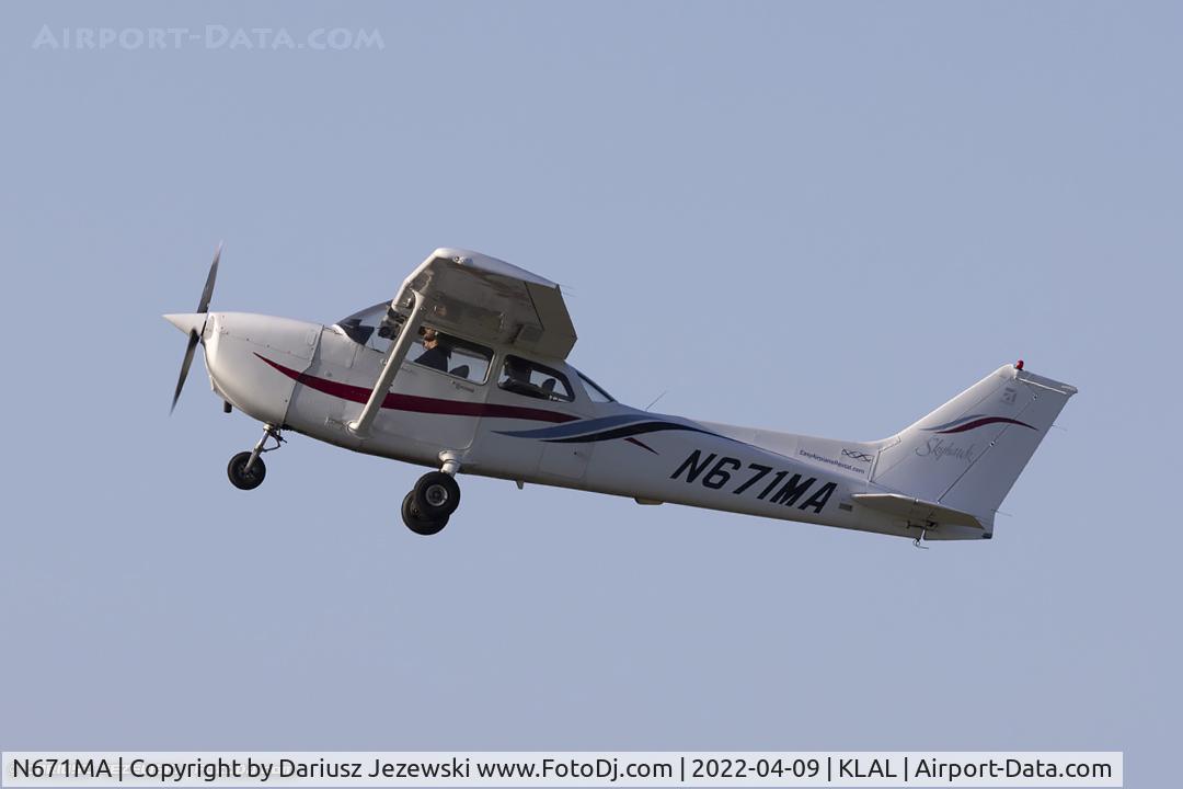N671MA, 1999 Cessna 172R Skyhawk C/N 17280732, Cessna 172R Skyhawk  C/N 17280732, N671MA
