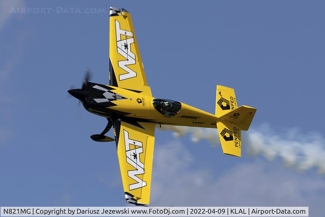 N821MG, 2009 Extra EA-300SC C/N SC010, Extra EA-300S  C/N 1035, N821MG