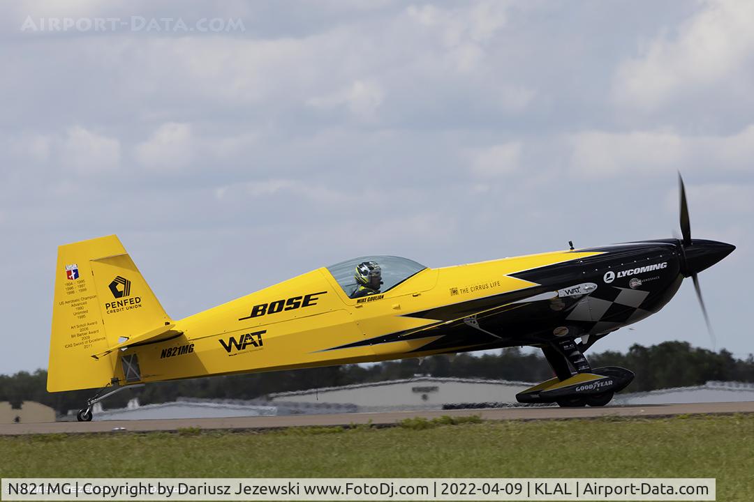 N821MG, 2009 Extra EA-300SC C/N SC010, Extra EA-300S  C/N 1035, N821MG