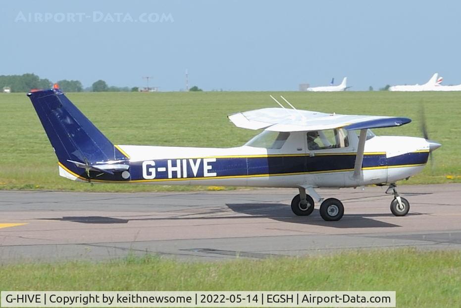 G-HIVE, 1975 Reims F150M C/N 1186, Leaving Norwich.
