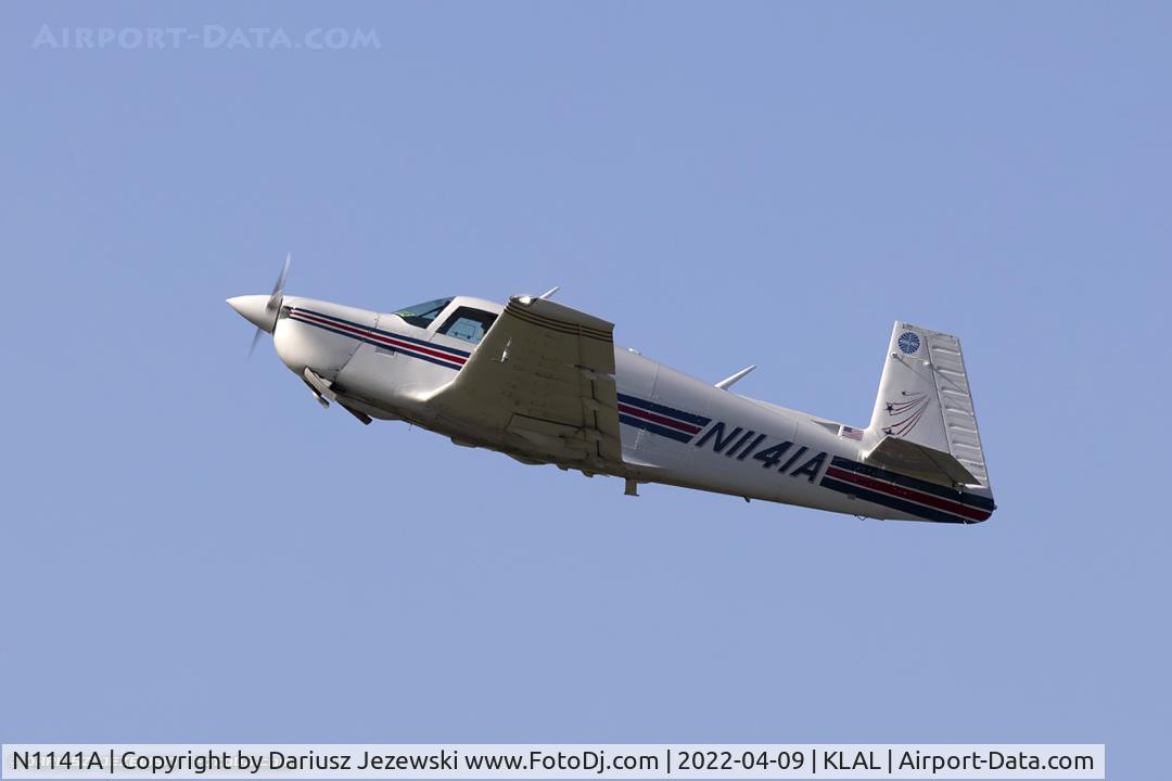 N1141A, 1981 Mooney M20J 201 C/N 24-1164, Mooney M20J 201  C/N 24-1164, N1141A