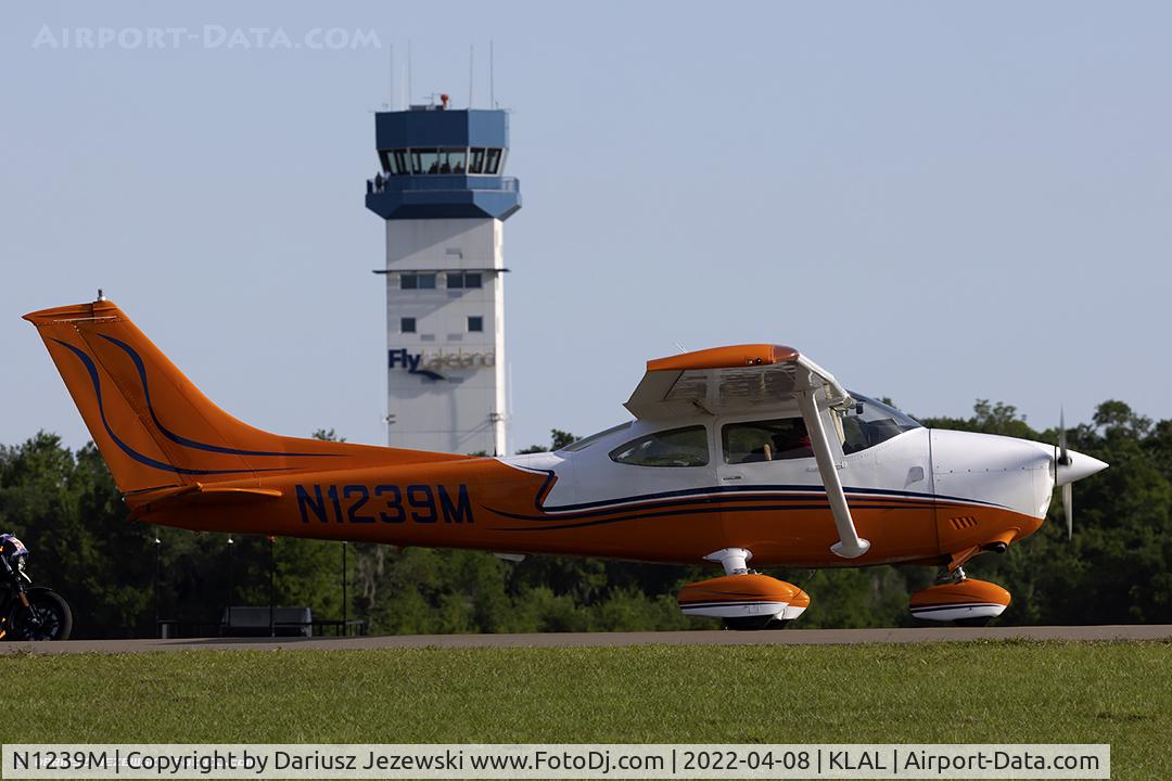 N1239M, 1975 Cessna 182P Skylane C/N 18264254, Cessna 182P Skylane  C/N 18264254, N1239M