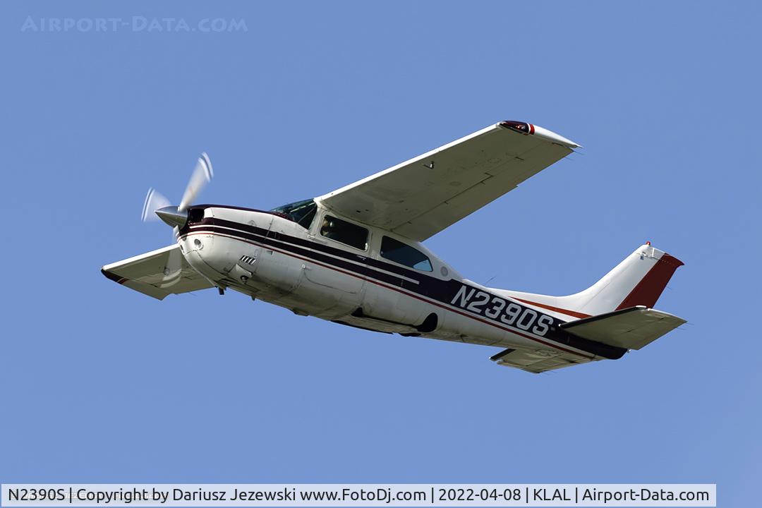 N2390S, 1976 Cessna 210L Centurion C/N 21061266, Cessna 210L Centurion  C/N 21061266, N2390S