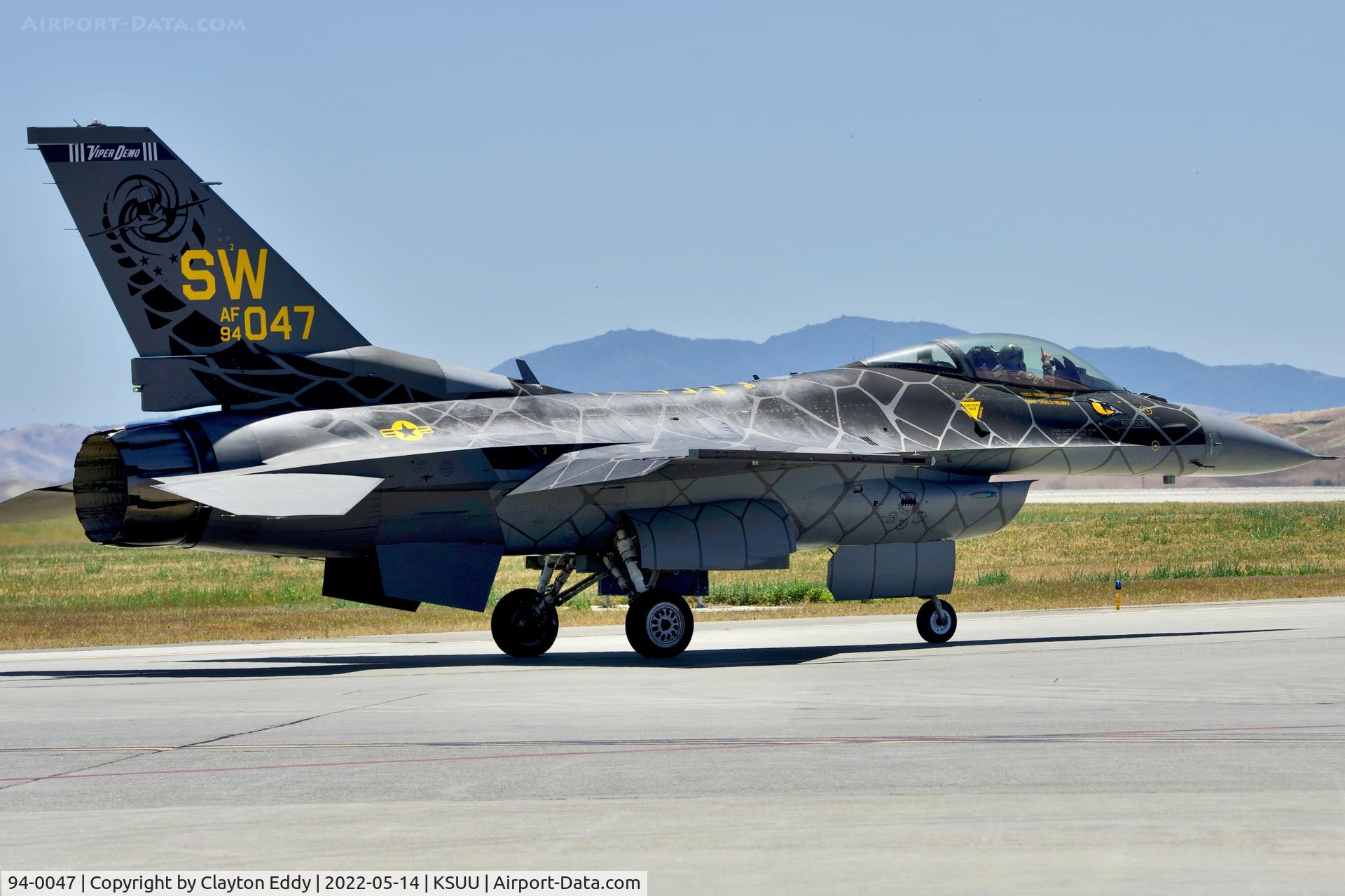 94-0047, 1994 Lockheed F-16C Fighting Falcon C/N CC-199, Pilot Aimee 'Rebel' Fiedler Travis AFB airshow 2022.