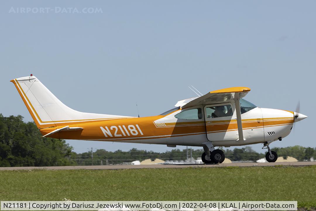 N21181, 1972 Cessna 182P Skylane C/N 18261470, Cessna 182P Skylane  C/N 18261470, N21181