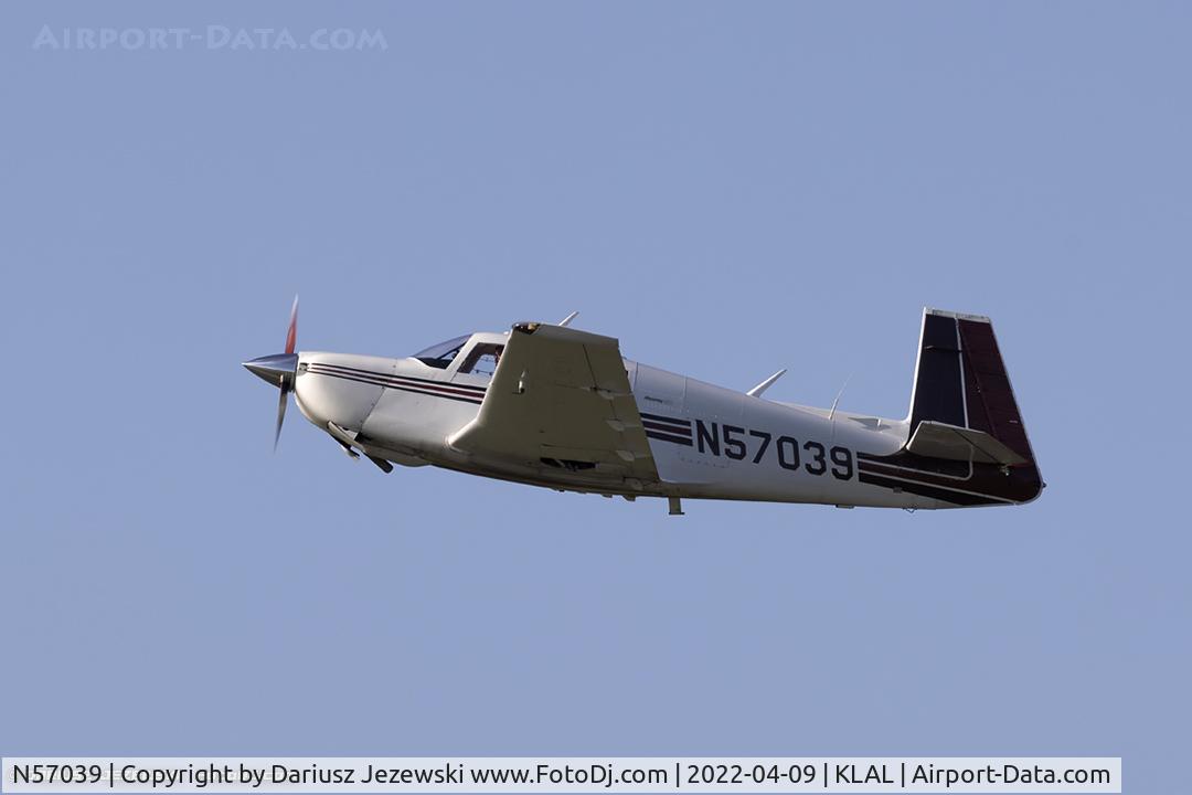 N57039, 1983 Mooney M20J 201 C/N 24-1421, Mooney M20J 201  C/N 24-1421, N57039