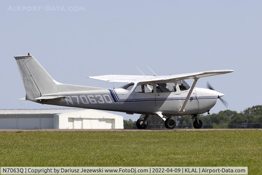N7063Q, 1972 Cessna 172L C/N 17260363, Cessna 172L Skyhawk  C/N 17260363, N7063Q
