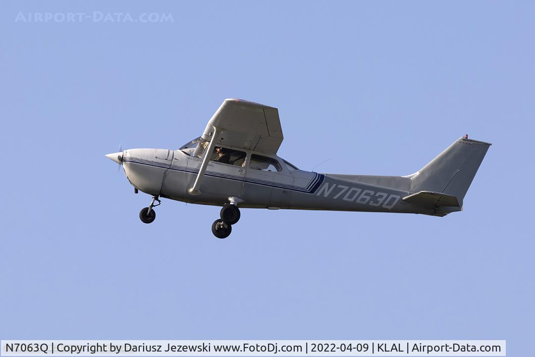 N7063Q, 1972 Cessna 172L C/N 17260363, Cessna 172L Skyhawk  C/N 17260363, N7063Q
