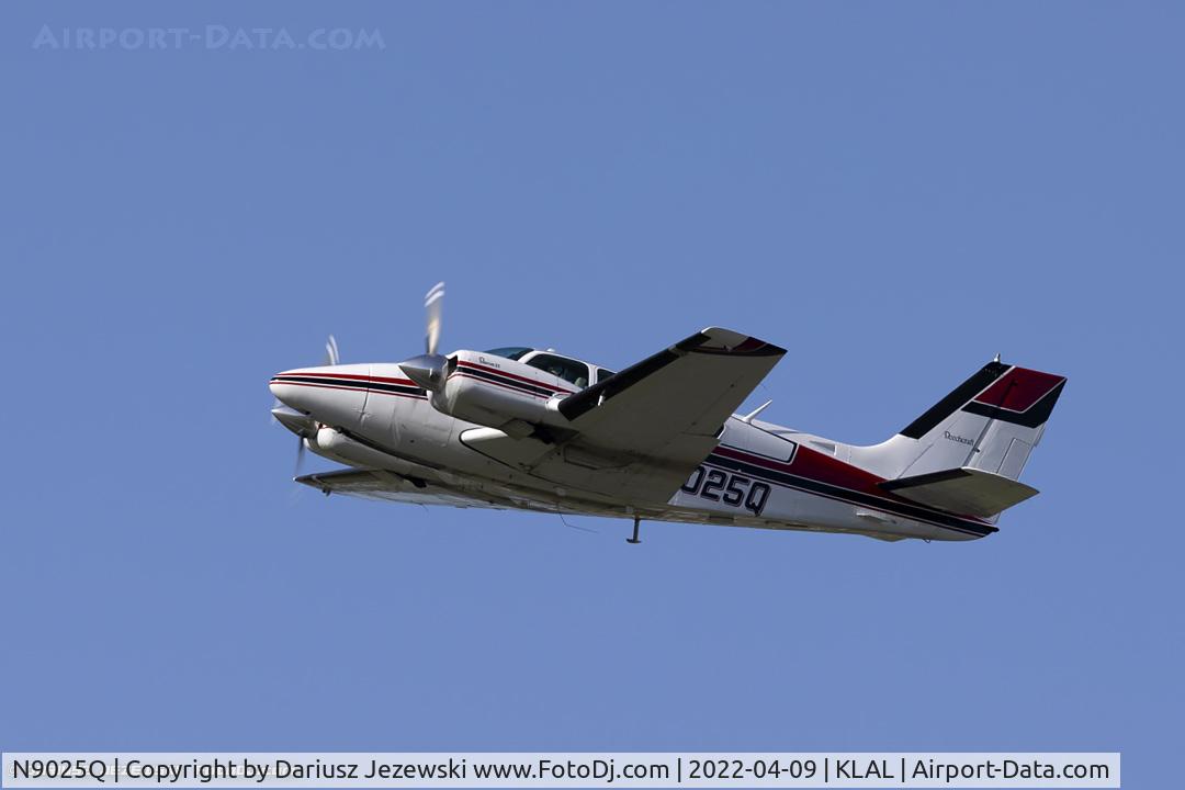 N9025Q, 1970 Beech 95-B55 (T42A) Baron C/N TC-1356, Beech 95-B55 Baron  C/N TC-1356, N9025Q