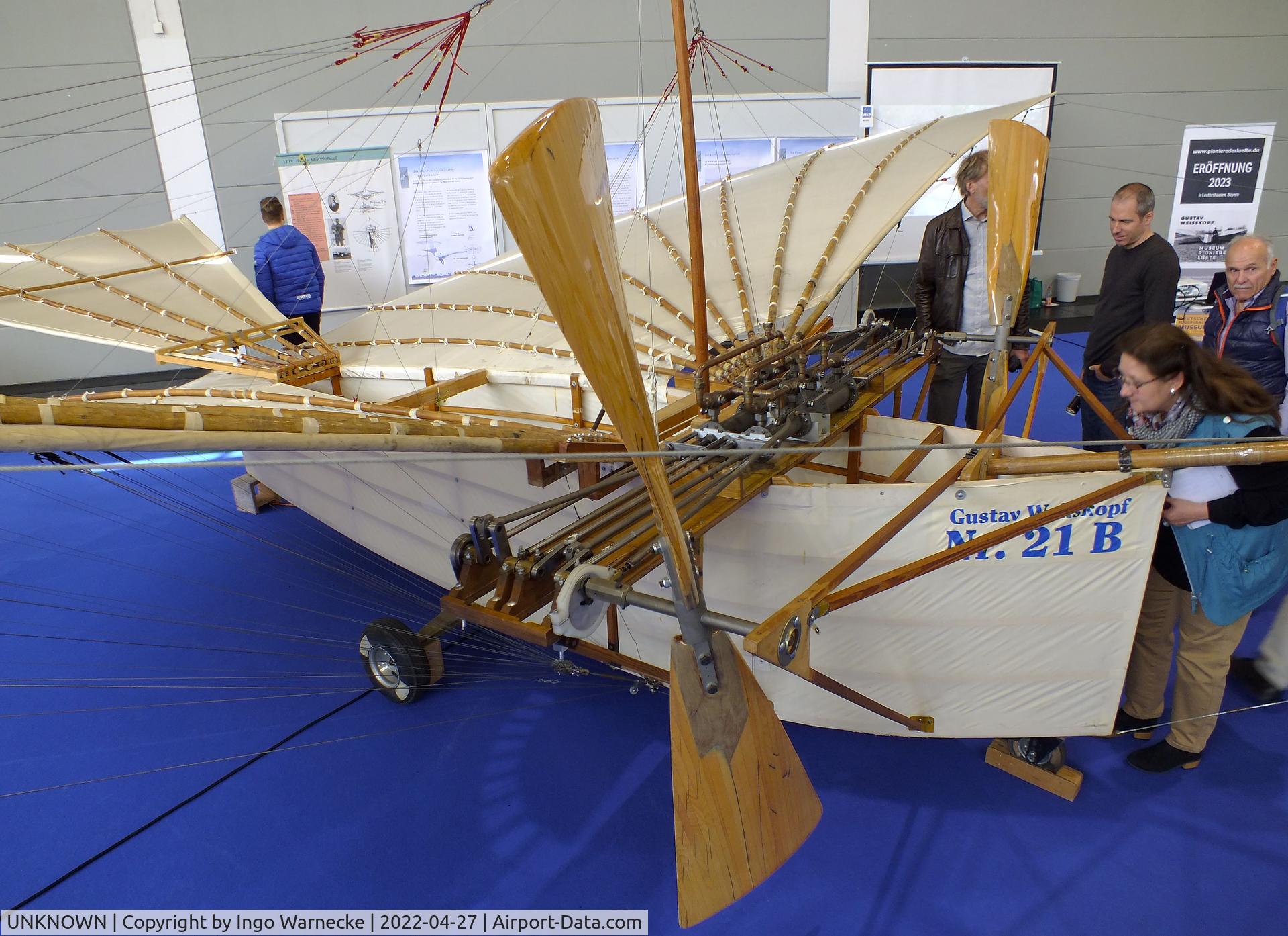 UNKNOWN, 1997 Bruder, Fritz Gustav Weißkopf replica 1901 C/N 01, Gustav Weißkopf 1901 replica No 21B (Fritz Bruder) - actually flown in 1997 for 3000 feet at 16 feet above ground - at the AERO 2022, Friedrichshafen