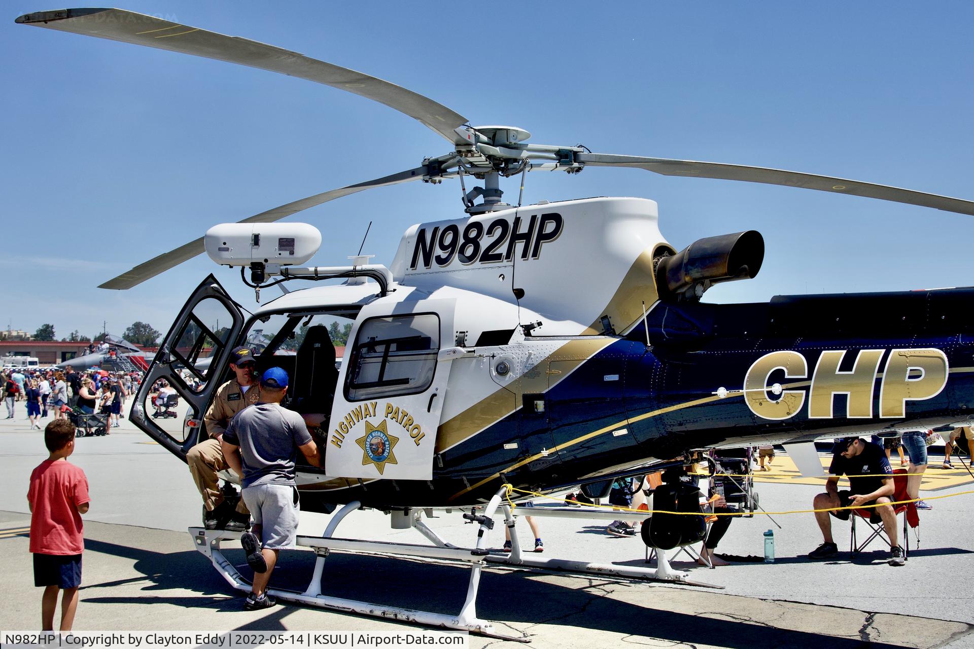 N982HP, 2016 Airbus Helicopters AS-350B-3 Ecureuil C/N 8187, Travis AFB airshow 2022.
