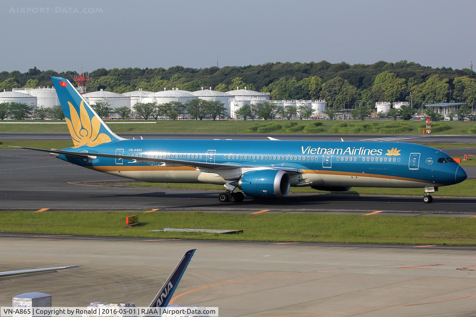 VN-A865, 2015 Boeing 787-9 Dreamliner Dreamliner C/N 38761, at nrt
