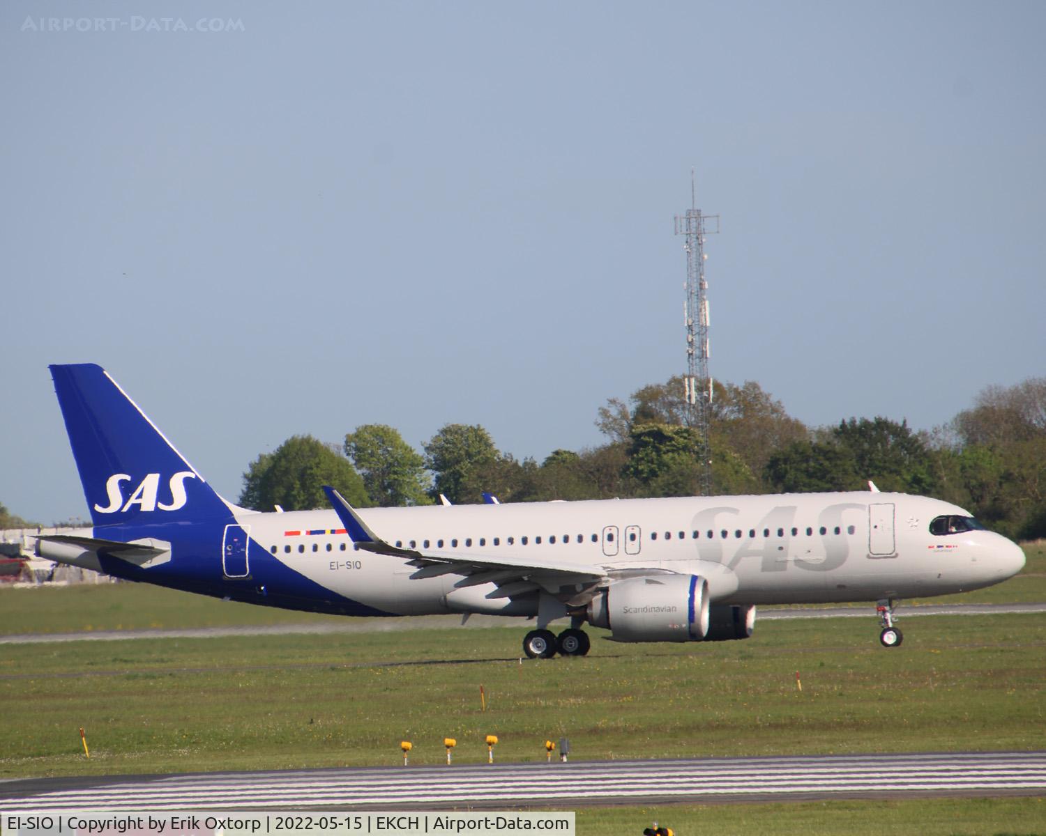 EI-SIO, 2022 Airbus A320-251N C/N 10813, EI-SIO taxi for takeoff rw 04R