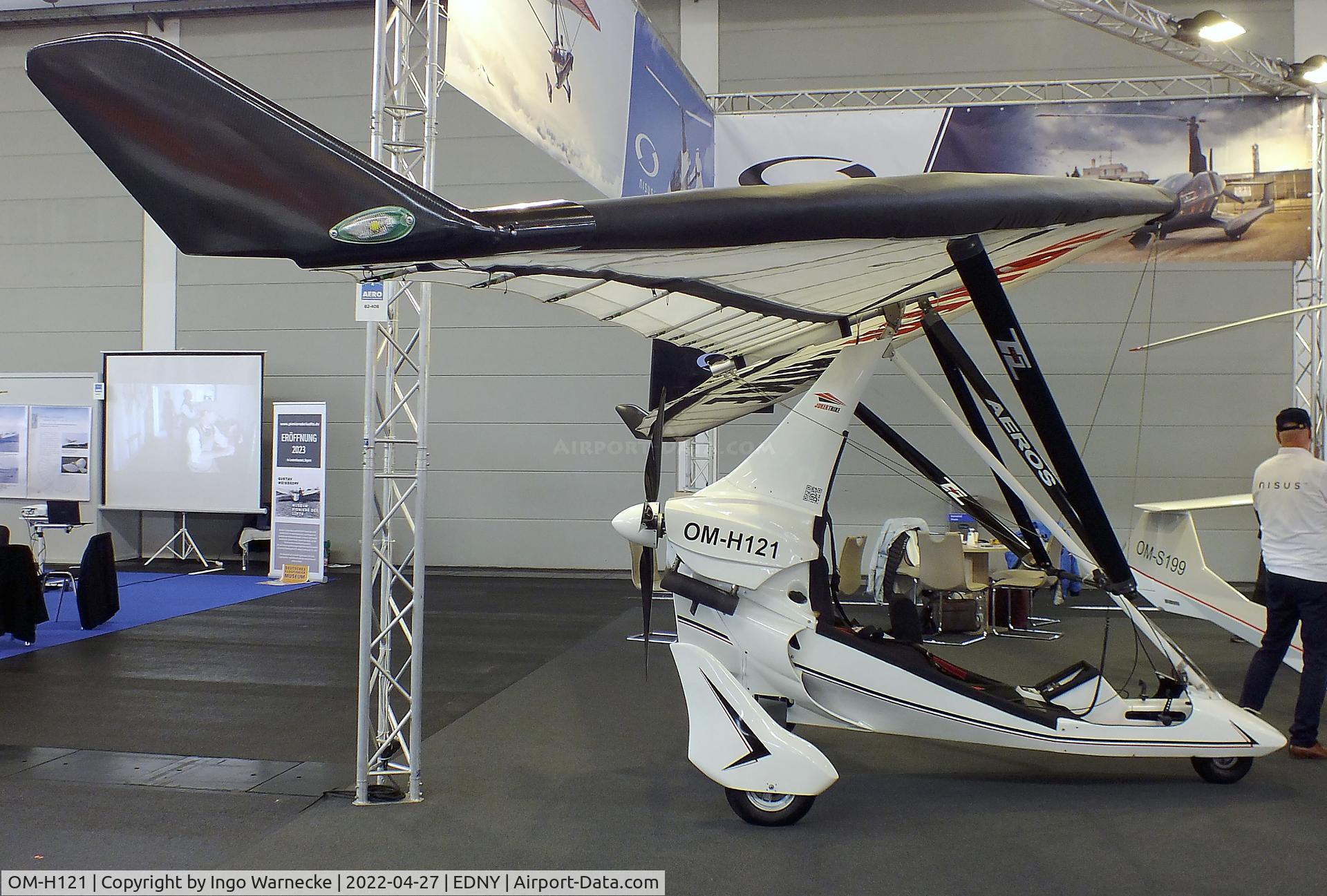 OM-H121, Aeros Joker Trike C/N Not found OM-H121, Nisus Joker Trike with Aeros wing at the AERO 2022, Friedrichshafen